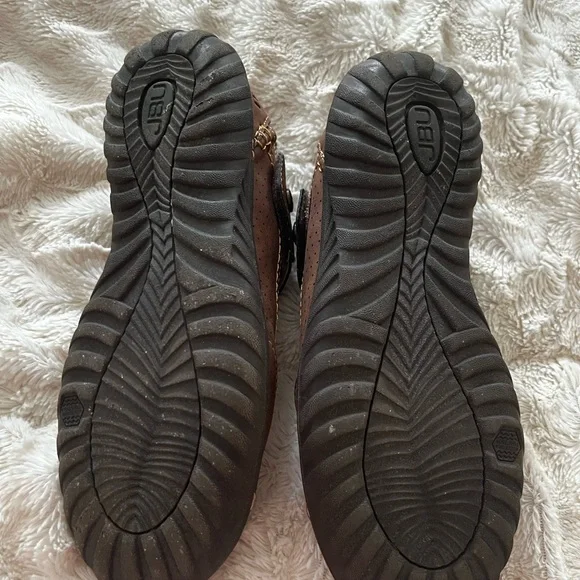JBU Women's Chocolate Brown Mary Jane Flats Sz 6 Vegan Leather - Picture 5 of 5